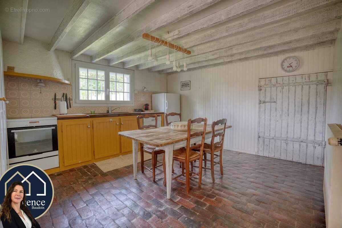 Maison à LA BOISSIERE-ECOLE