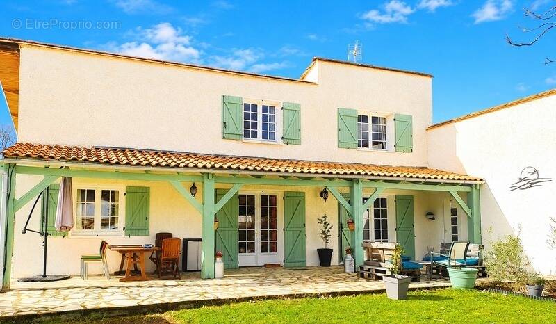 Maison à SAINT-MEDARD-EN-JALLES