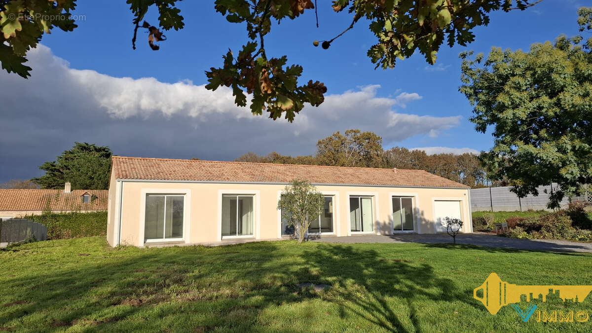 Maison à CHAUVE