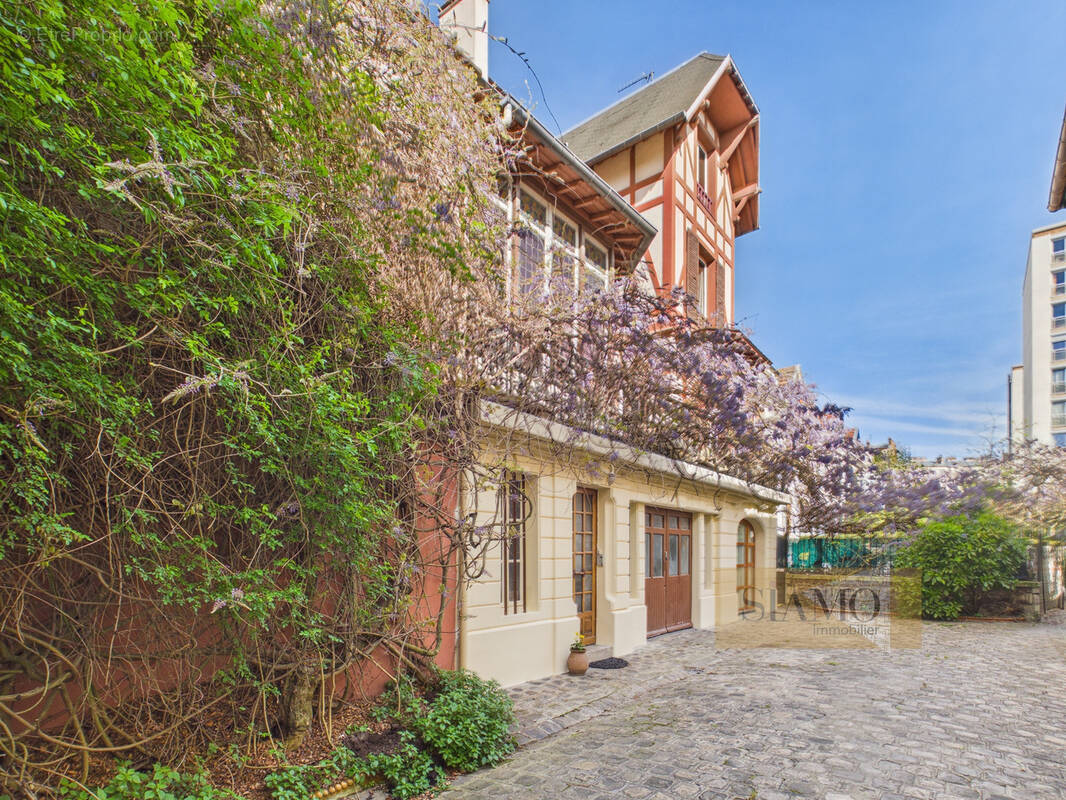 Maison à VINCENNES