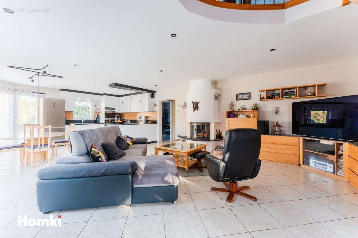 Maison à LA CHAPELLE-SUR-ERDRE