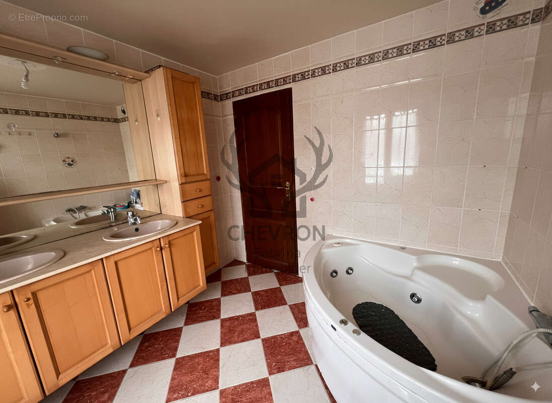 Maison Charleville-Mézières 5 pièces 147 m2 - photo 6