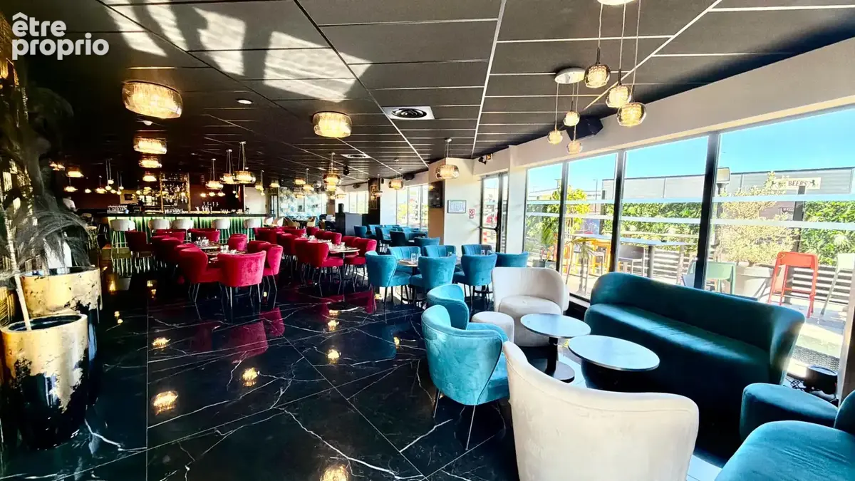 A vendre fonds de commerce restaurant 750 m2 idealement situe dans une zone commerciale avec parking la garde - photo 4