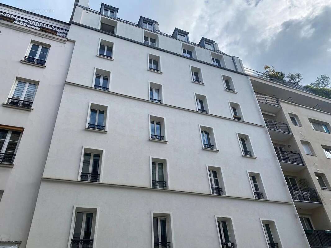 Appartement à PARIS-11E
