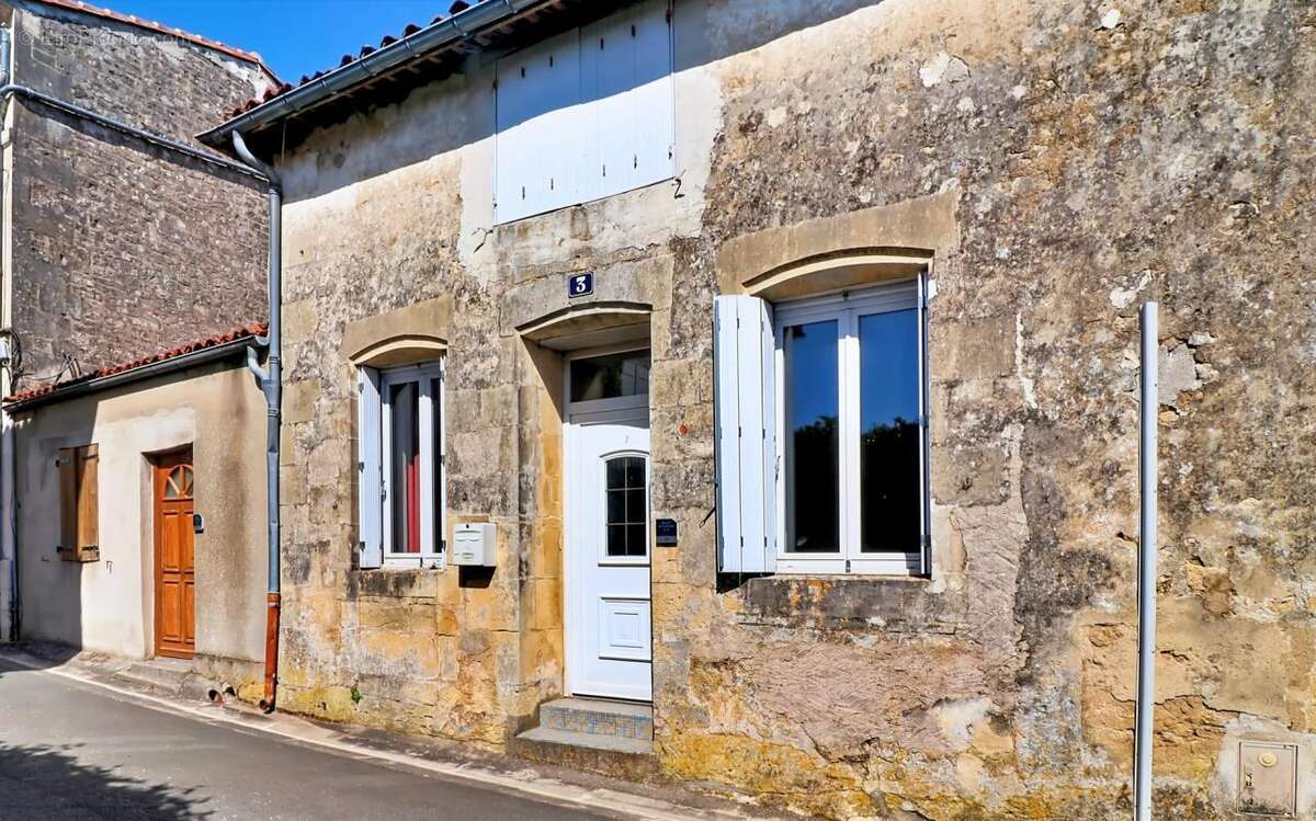 Appartement à JONZAC