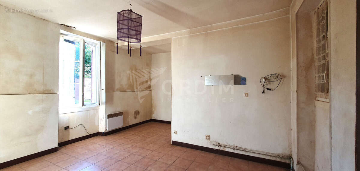 Léré  (18240)  Maison avec deux  appartements - 5 pièces - 3 chambres - Terrain 245 m². - photo 14