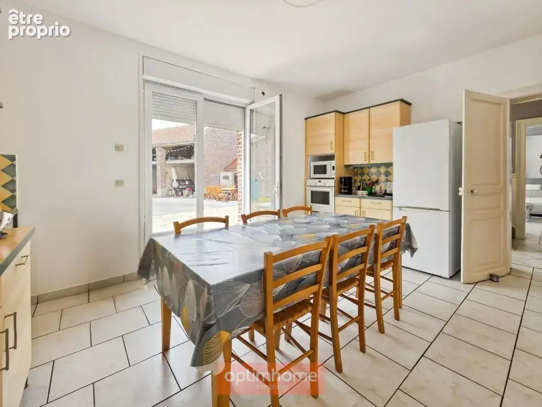 Propriété de caractère – 213 m² – 6 chambres – grange – dépendances – terrain 1 570 m² - photo 6
