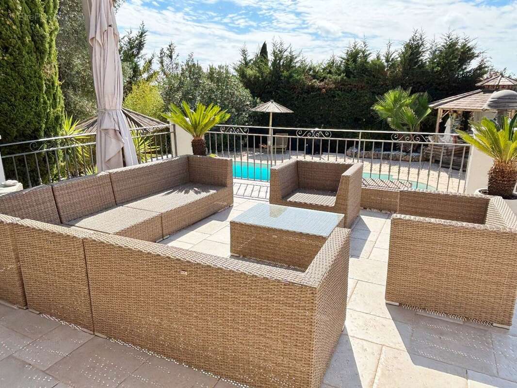 Maison à FREJUS