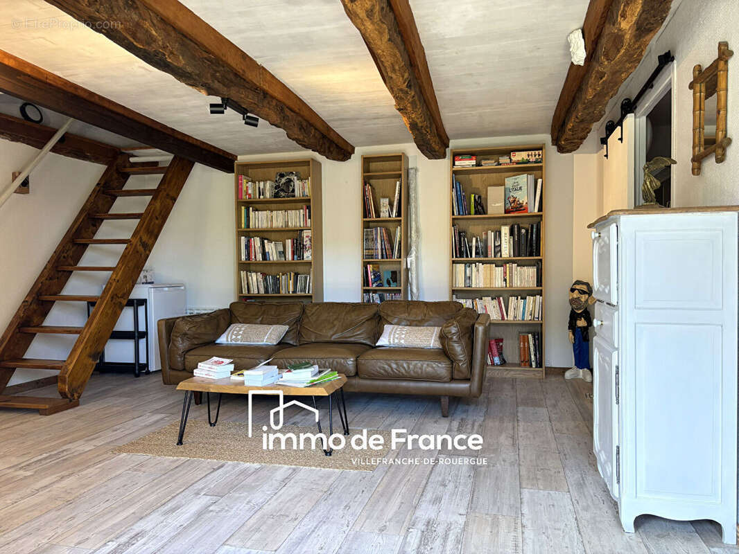 Maison à PUYLAGARDE
