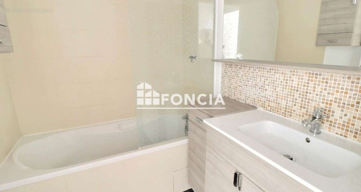 Appartement à LYON-9E