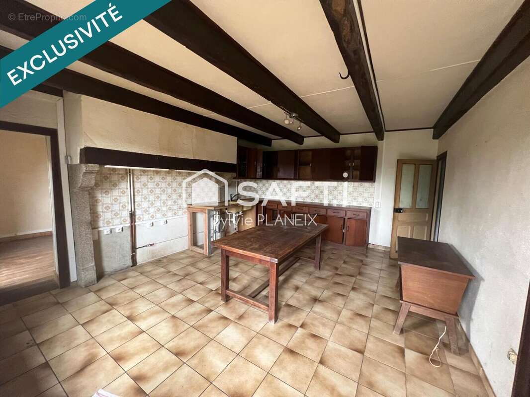 Maison 79 m² à Merinchal  - photo 4