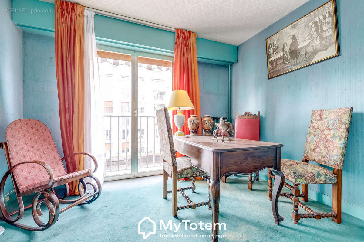 Appartement à VERSAILLES