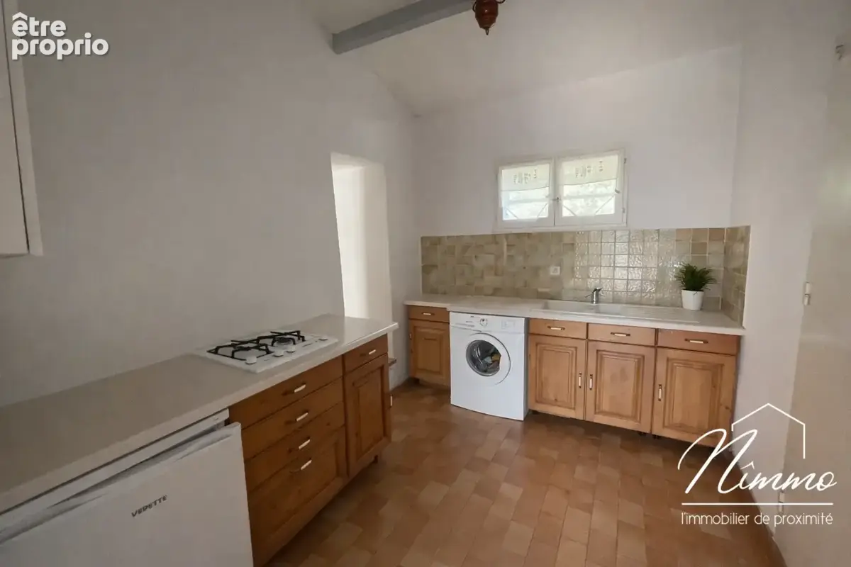 Villa t5 avec studio garage et mazet sur un terrain de 2657 m2 à nimes - photo 16