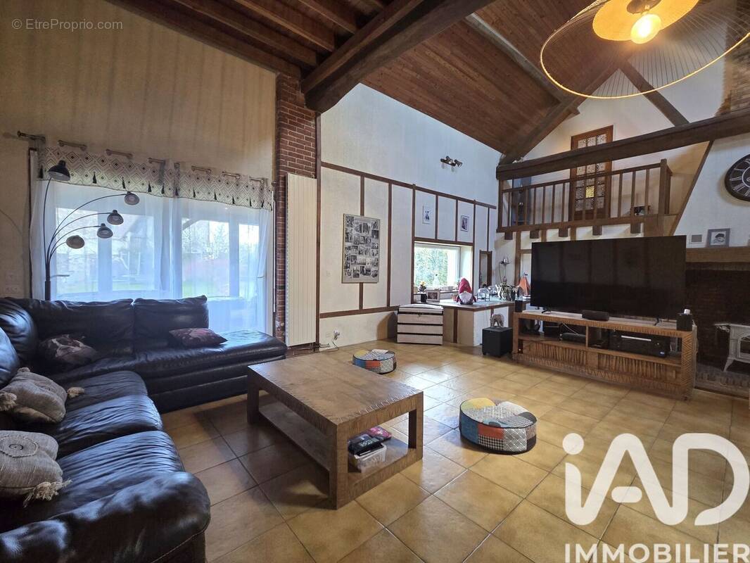 Photo 1 - Maison à DAMMARIE