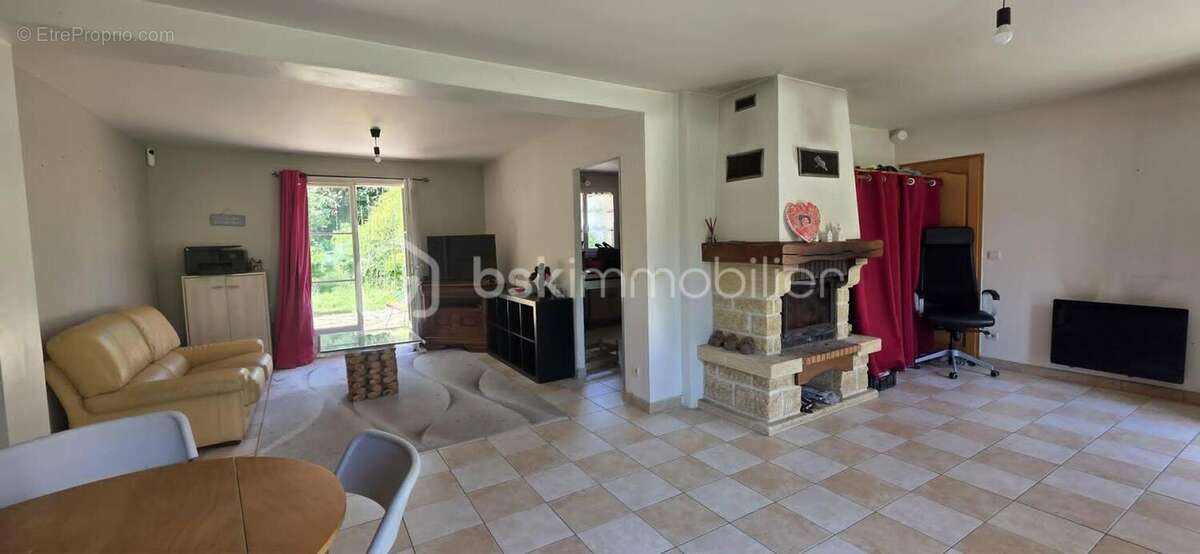 Maison familiale 5 chambres, véranda et grand jardin – Chevannes (45) - photo 2