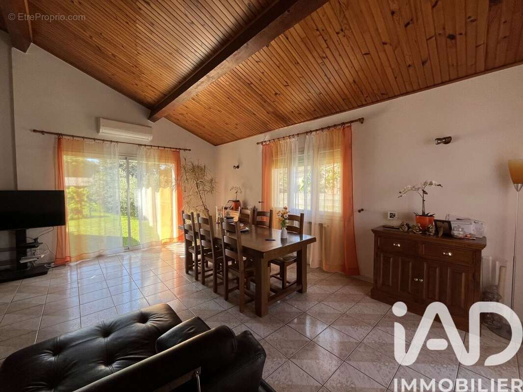 Photo 2 - Maison à FLEURY