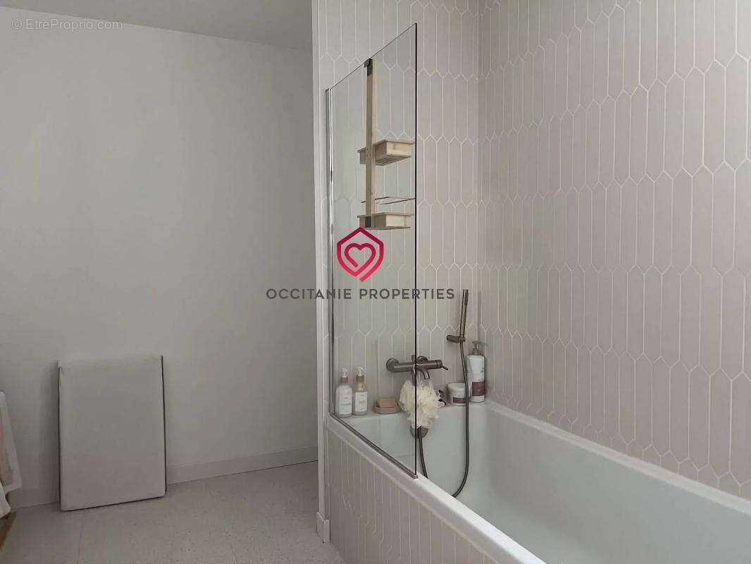 Maison à BELVEZE-DU-RAZES