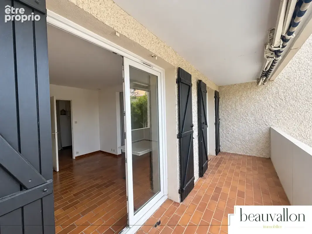 Vente T1 29m2 + terrasse 9m2 - Saint Cyr/Mer La Madrague - photo 3