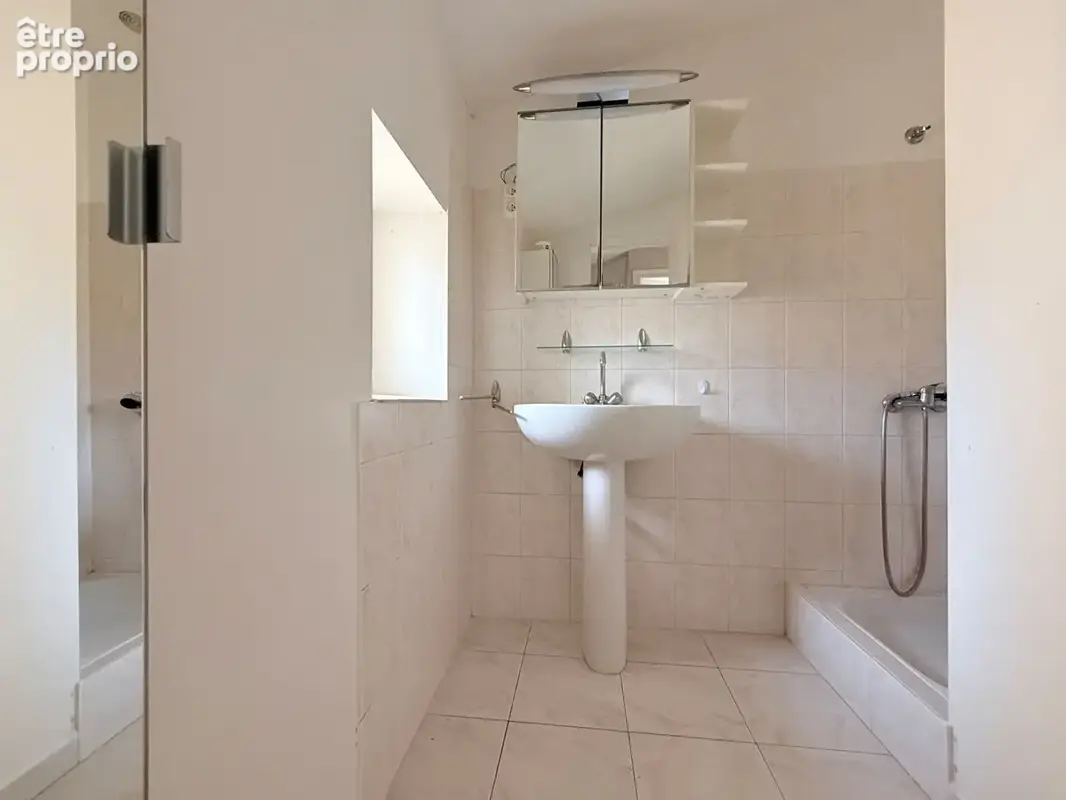 Immeuble de rapport - 7 pièces - 103m² - photo 9