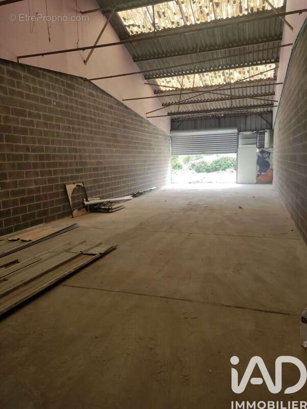 Photo 4 - Parking à CALAIS