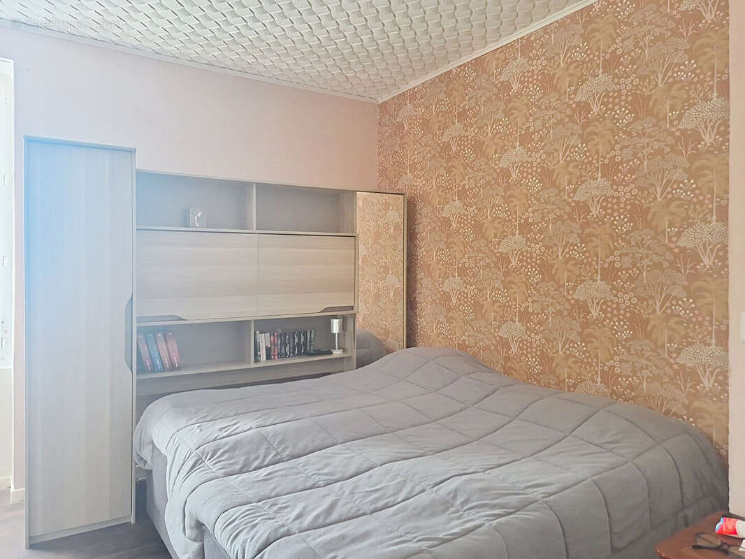 Maison à CHICHEBOVILLE