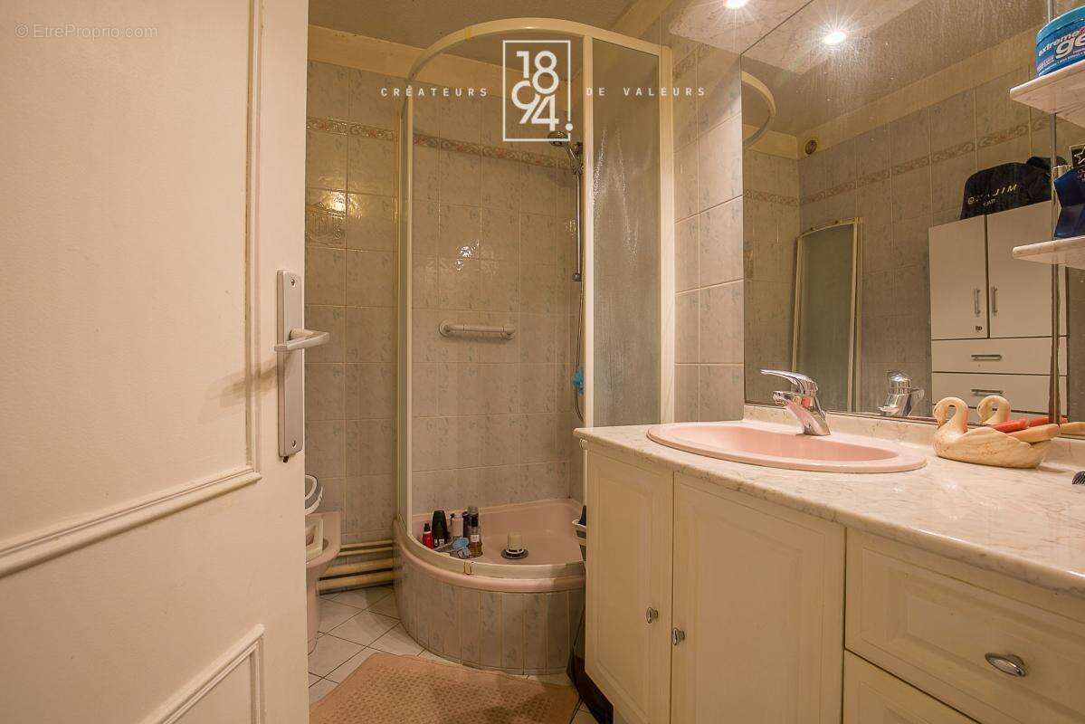 Appartement à MARSEILLE-11E