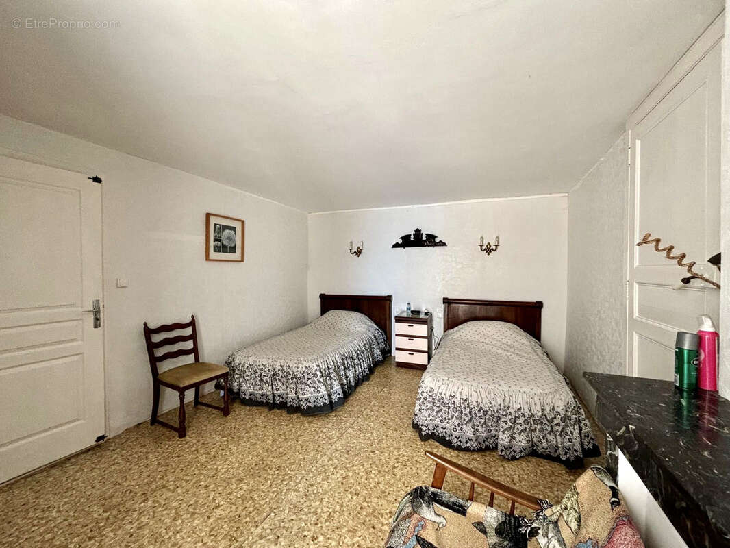 Maison à ALIGNAN-DU-VENT