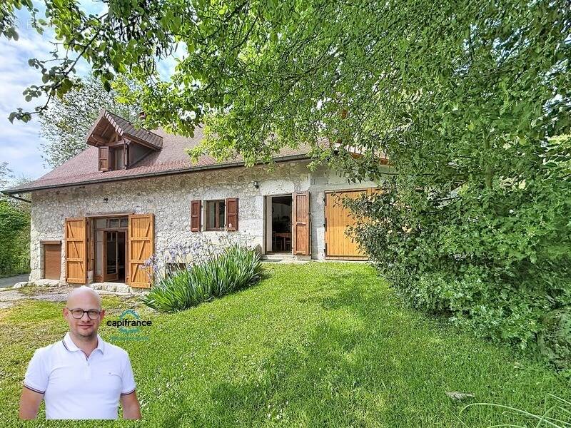 Maison à ATTIGNAT-ONCIN