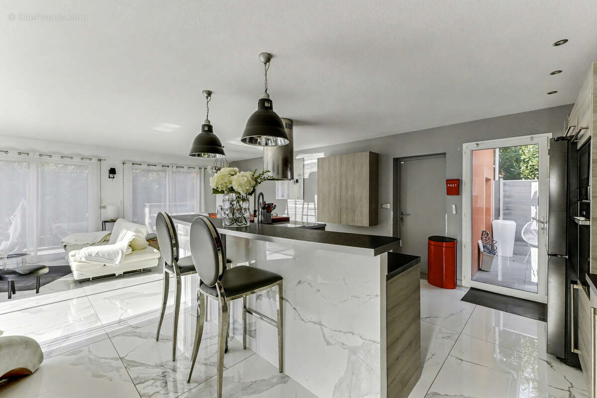 Maison à CASTANET-TOLOSAN