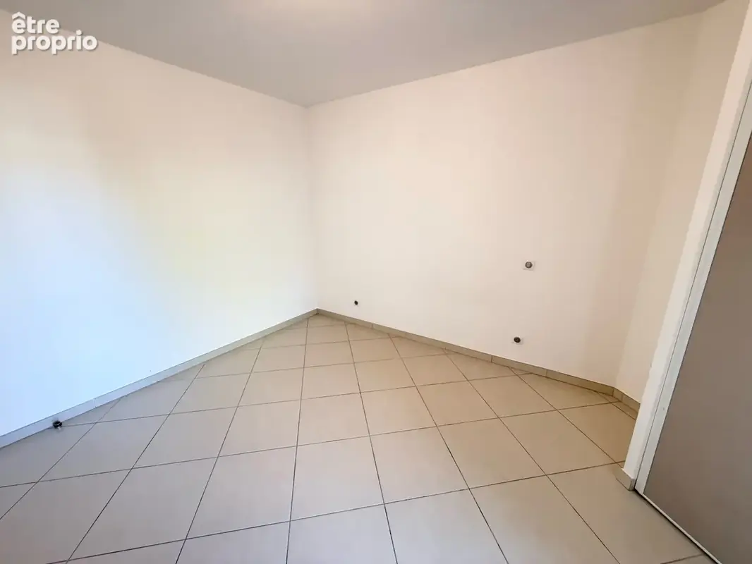 Appartement T2 - 48 m2 - TERRA LUCIA - 1er étage terrasse - photo 5