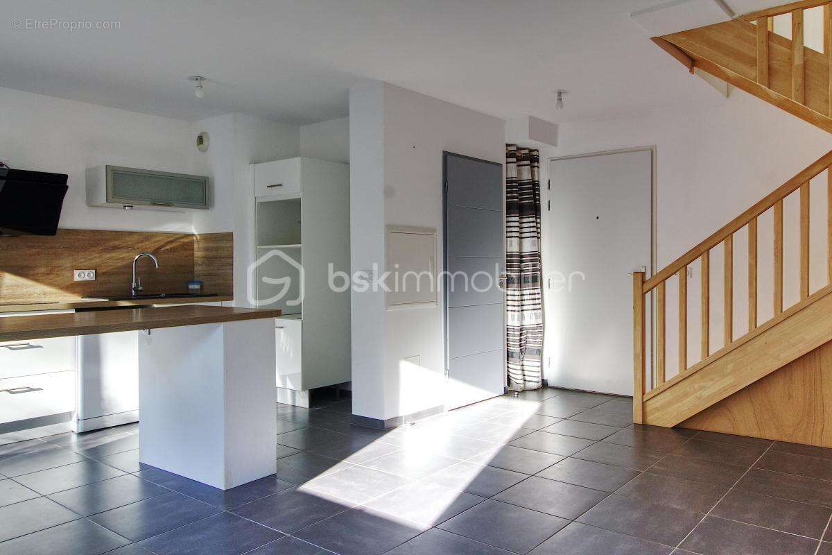Appartement à SOMMIERES