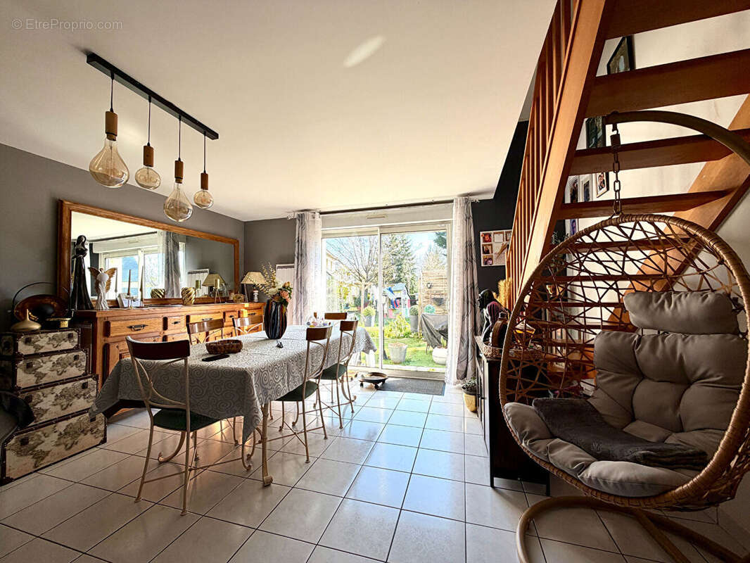 Maison à VERNOU-SUR-BRENNE