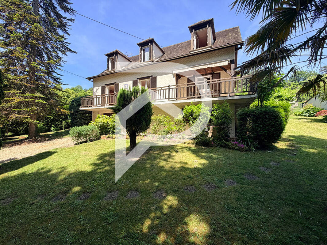 Maison à TRELISSAC