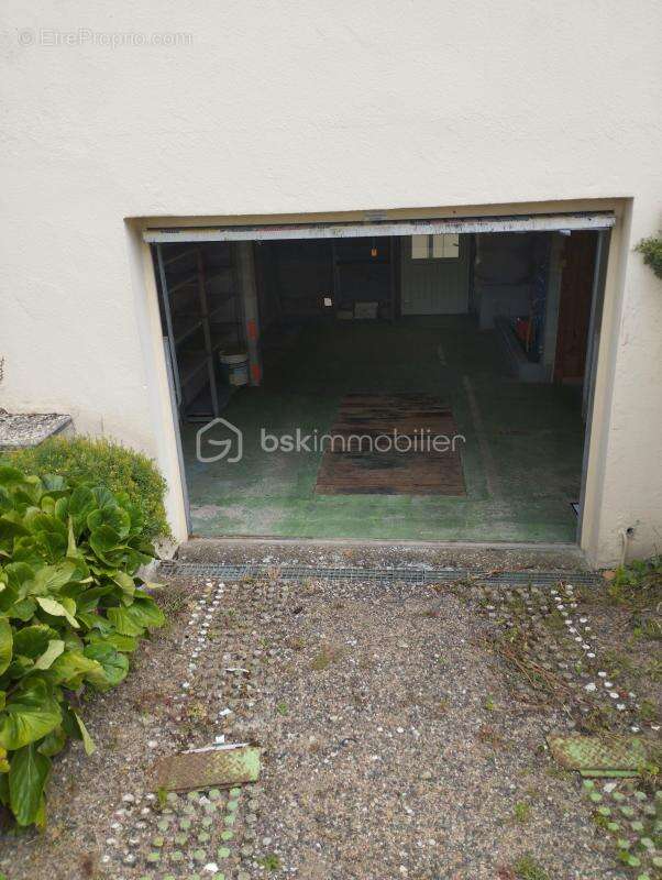 Maison de plain-pied en ville - photo 11