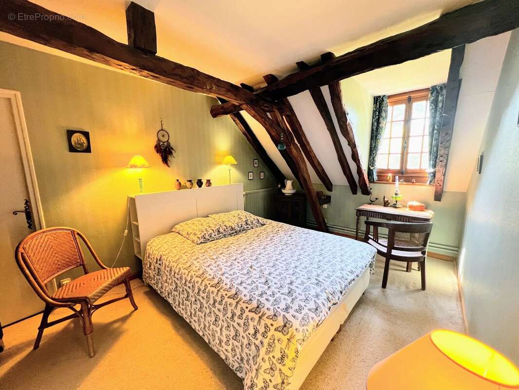 Maison à COULAURES