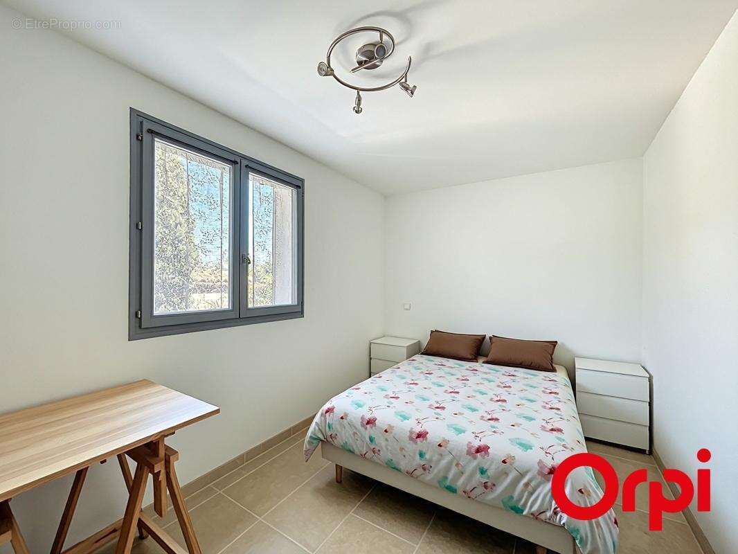 Maison à SIX-FOURS-LES-PLAGES