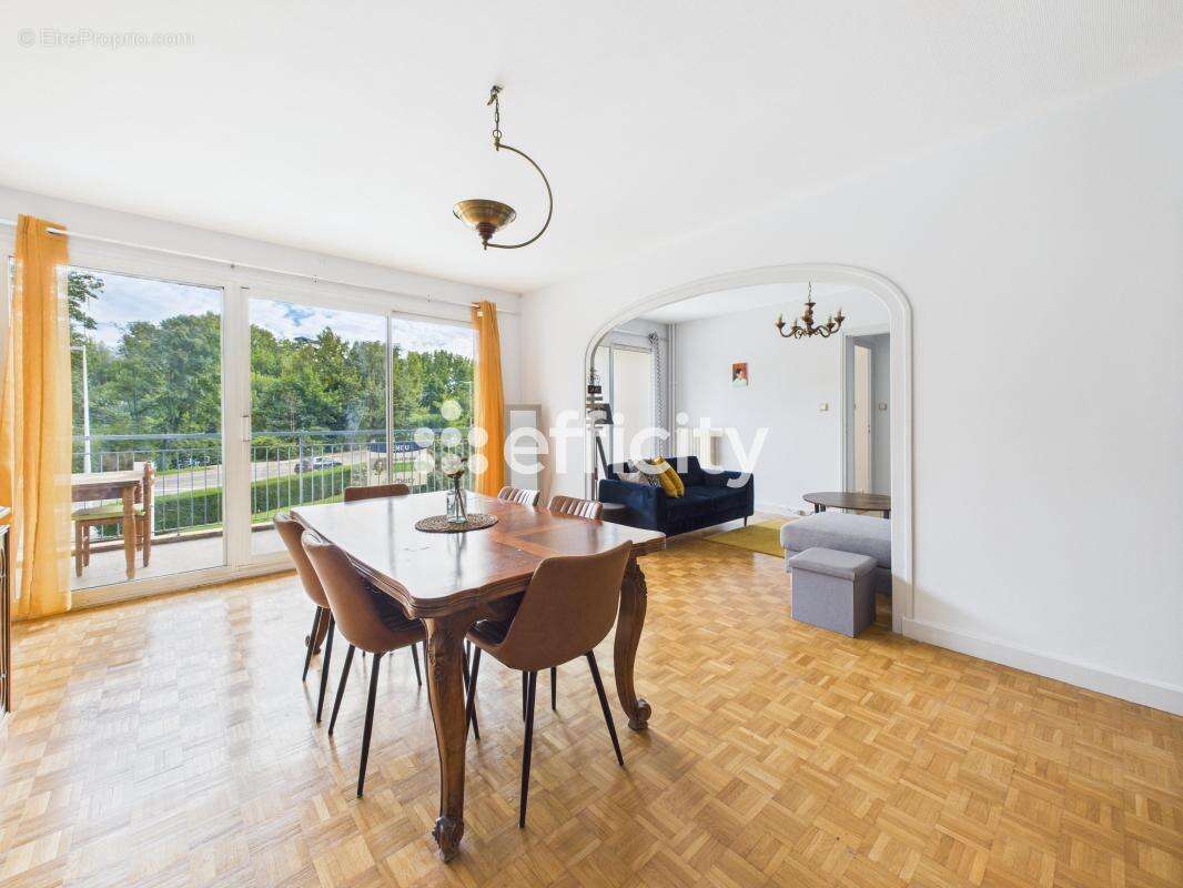 Appartement à BOURG-EN-BRESSE