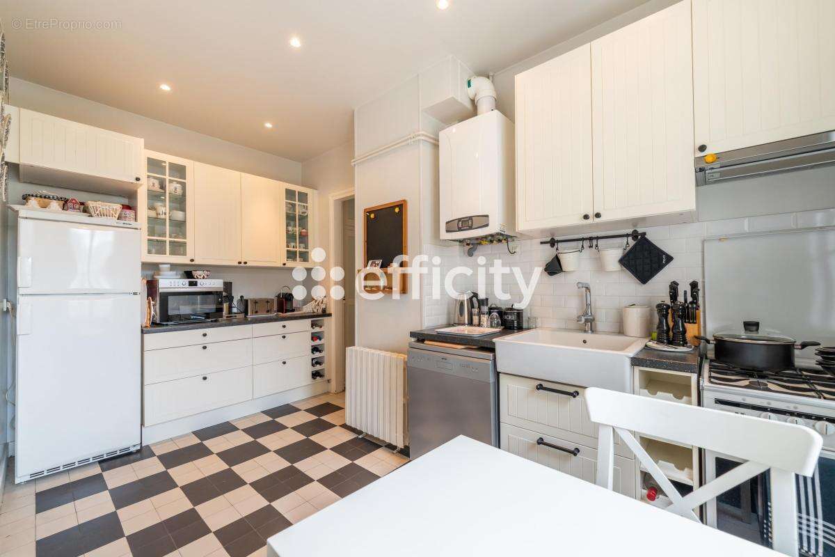 Appartement à VERSAILLES