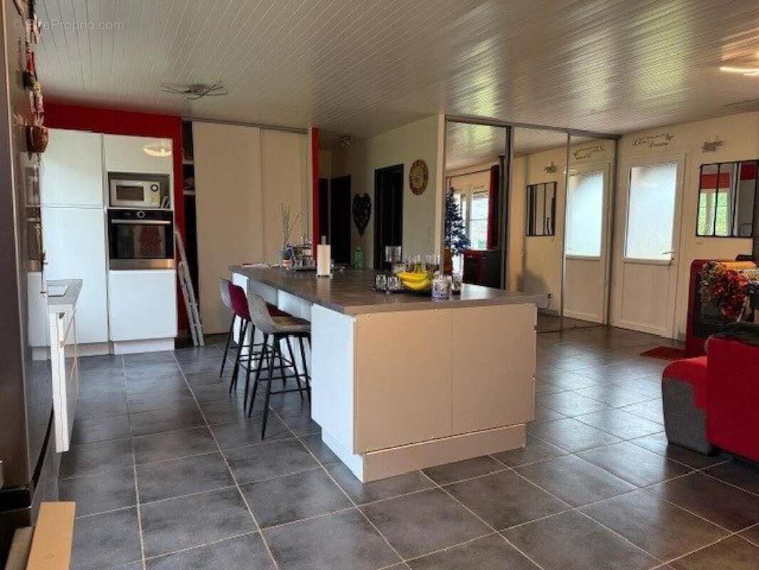 Photo 3 - Maison à BIRON