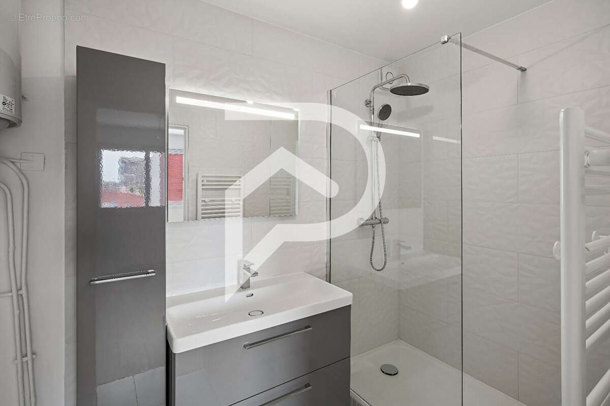 Appartement à BOIS-COLOMBES