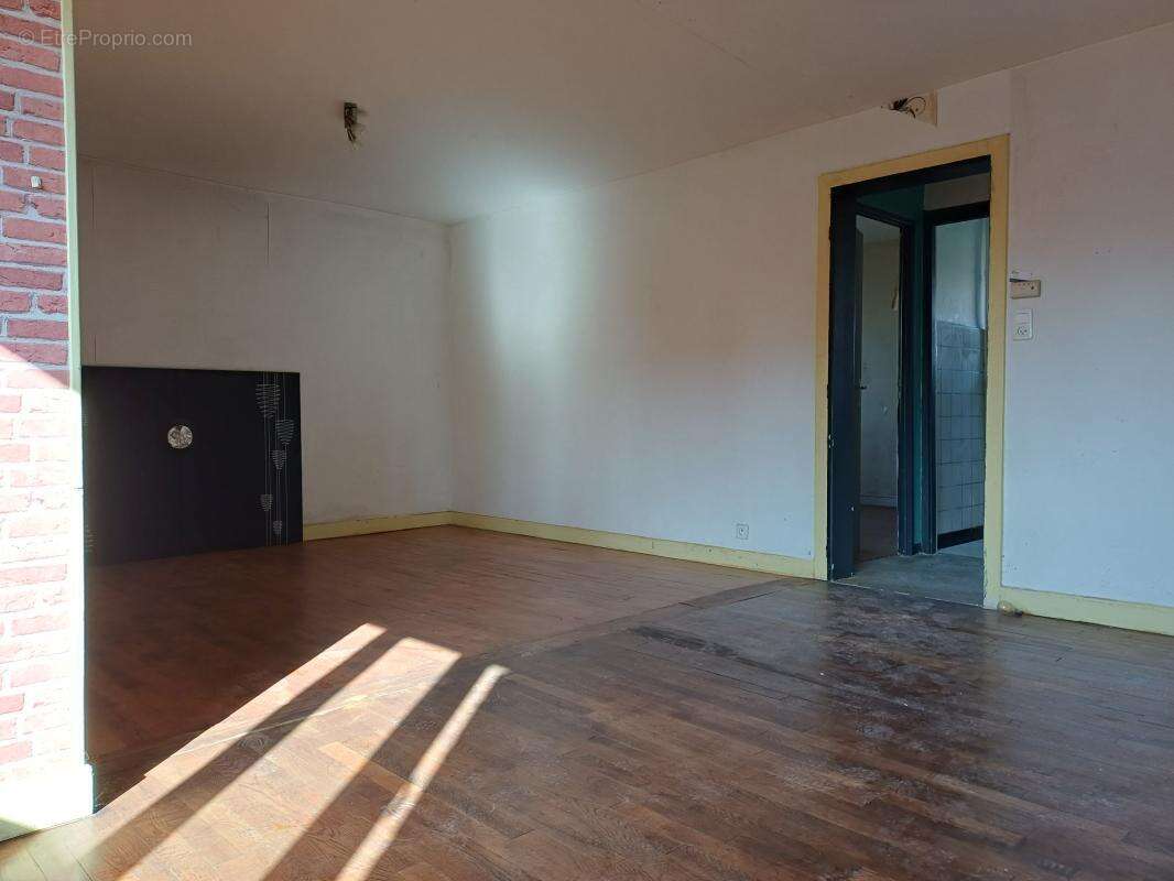 Maison à SAINT-SAUVEUR