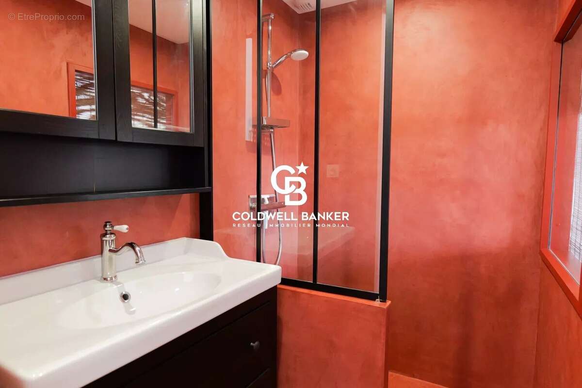 Maison à GROSBREUIL