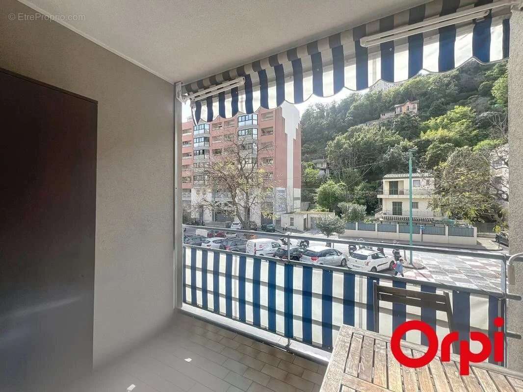 Appartement à MENTON