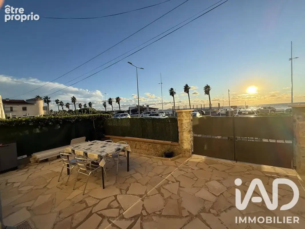 Photo 1 - Appartement à SIX-FOURS-LES-PLAGES