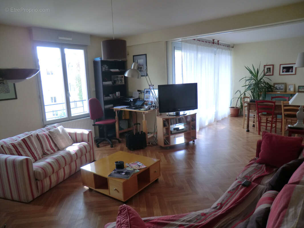 LIMOGES T4 avec parking  rue Jules Noriac - photo 4