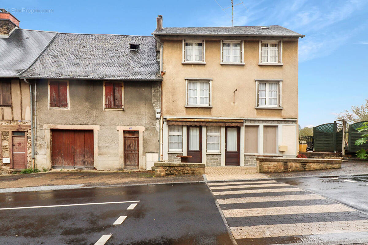 Maison à UZERCHE