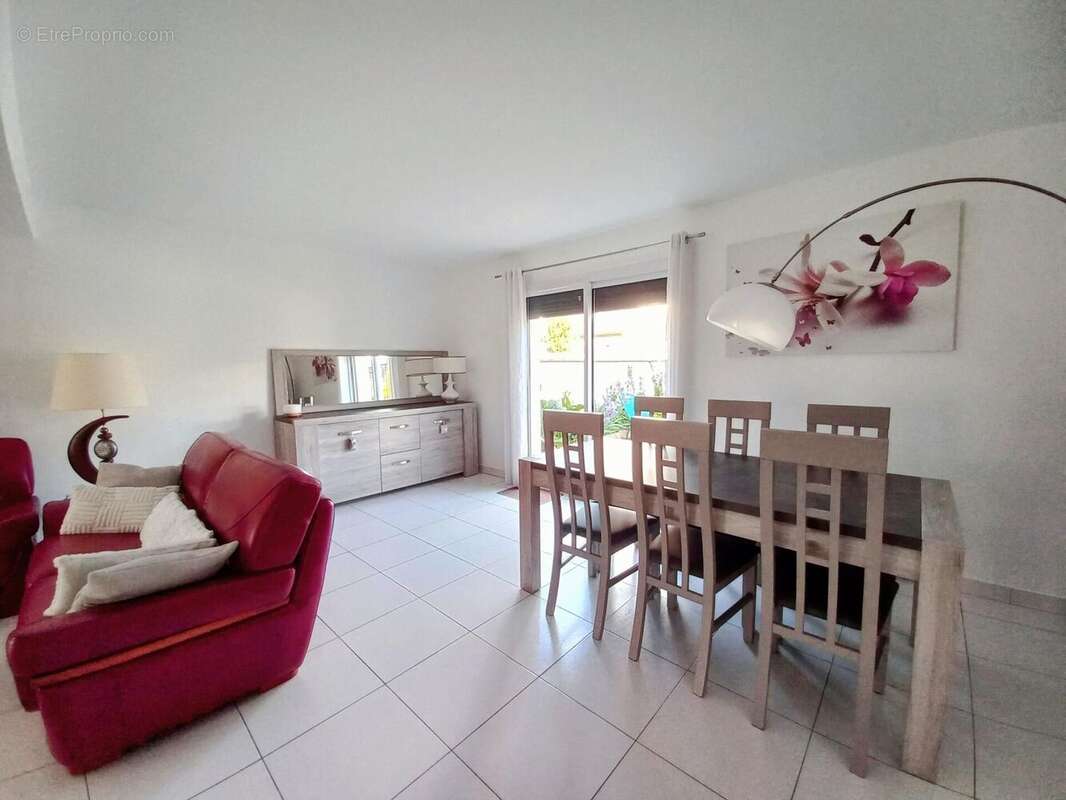 Photo 5 - Maison à OZOIR-LA-FERRIERE