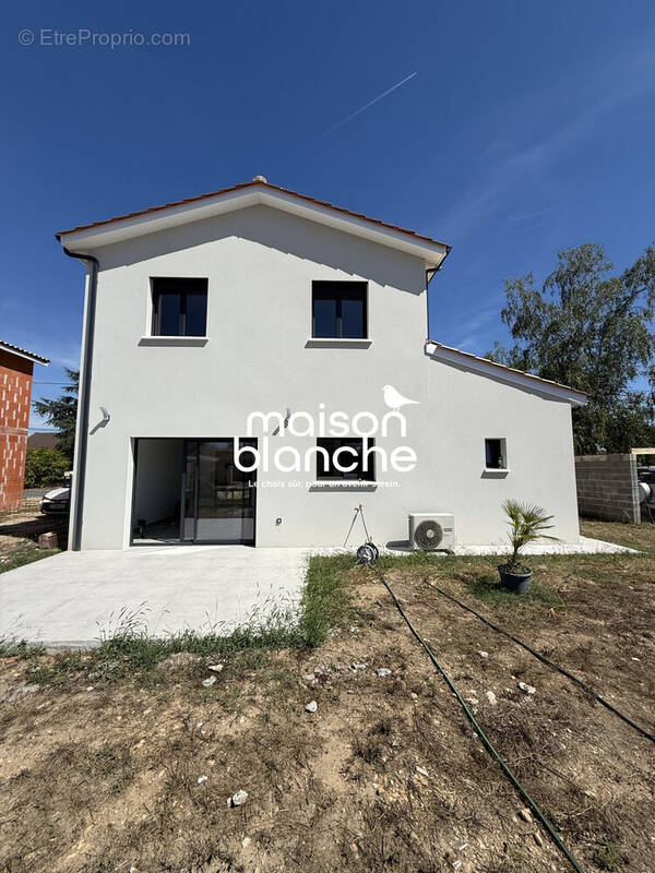 Maison à SAINT-DENIS-DE-PILE