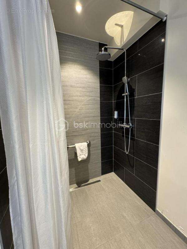 Commerce à ACQUIGNY