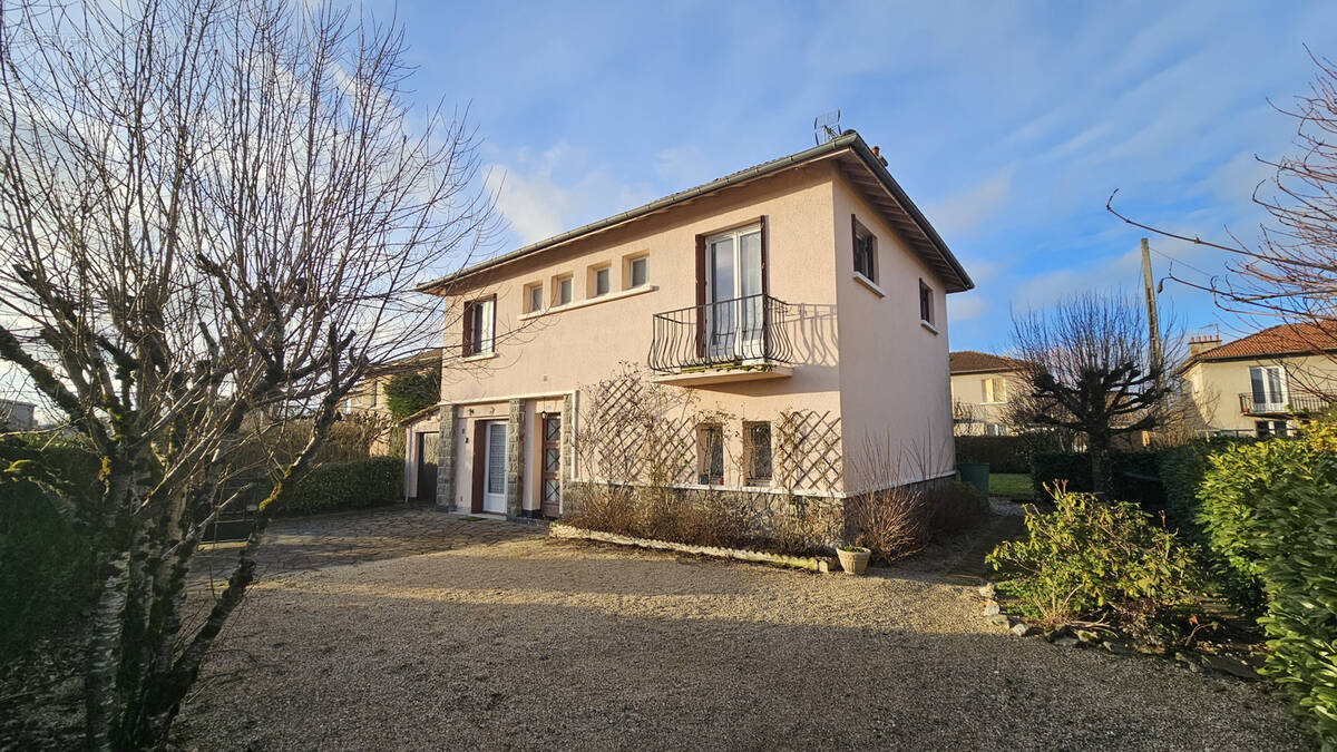 Maison à SAINT-PAUL-DES-LANDES